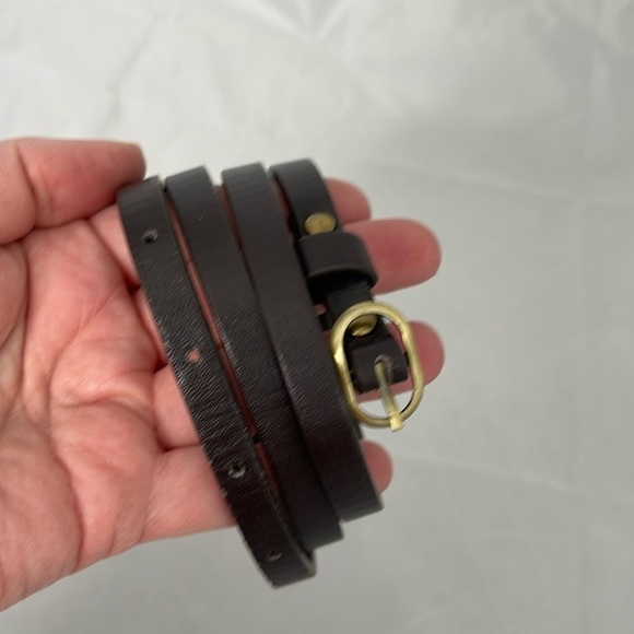 DARK Chocolate Brown Vegan Leather Narrow Belt Brushed Brass Buckle Size M - Picture 4 of 4